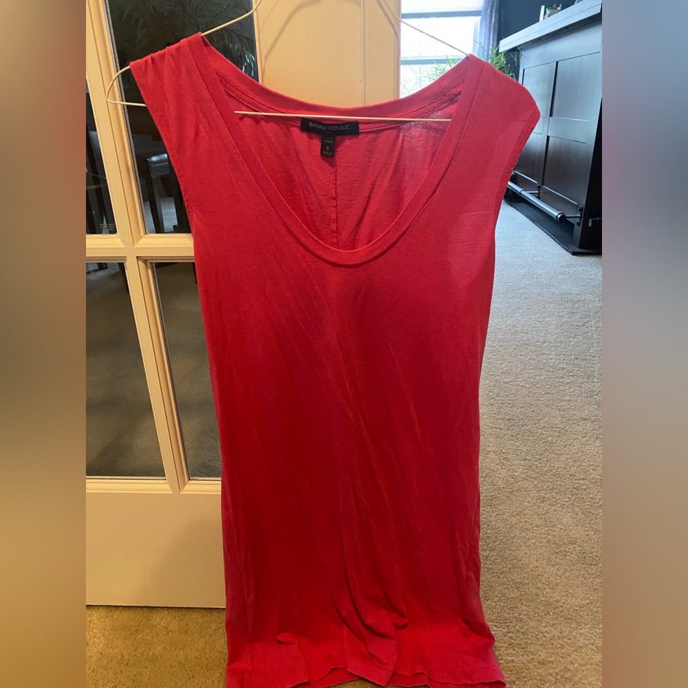 Banana Republic long tank top